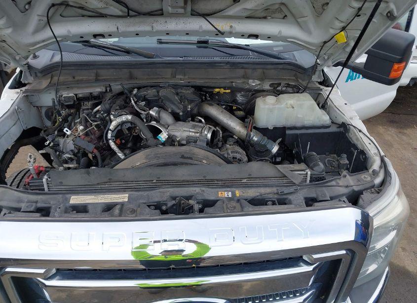 Photo 10 of 2014 Ford F-350 CHASSIS XLT (VIN 1FD7X3ET7EEB28756)