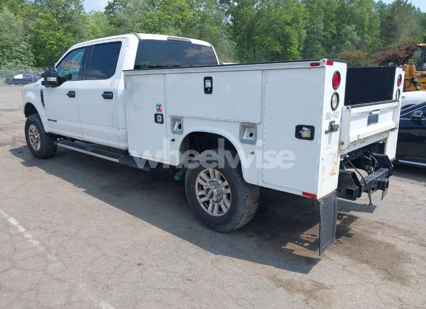 Photo 3 of 2017 Ford F-350 XLT (VIN 1FD8W3BT9HED79679)