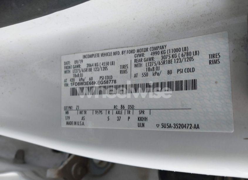 Photo 9 of 2019 Ford F-350 CHASSIS XL (VIN 1FD8W3E68KEG58778)