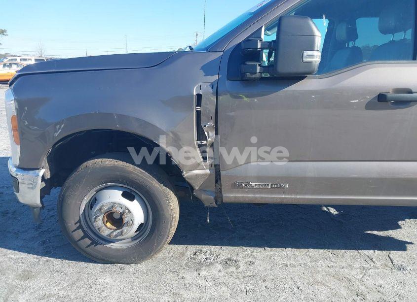 Photo 11 of 2023 Ford F-350 CHASSIS XL (VIN 1FD8W3GT6PEC55196)