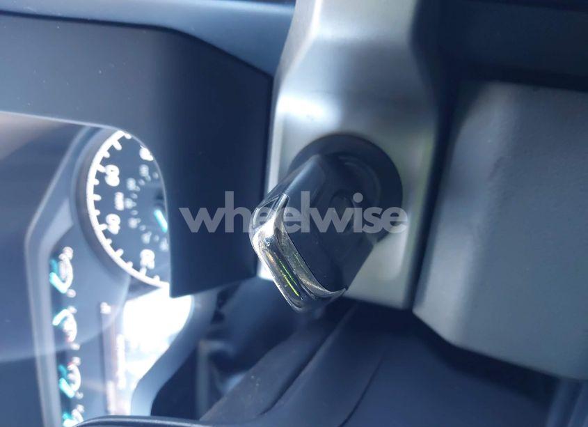 Photo 10 of 2023 Ford F-350 CHASSIS XL (VIN 1FD8W3GTXPEC55198)