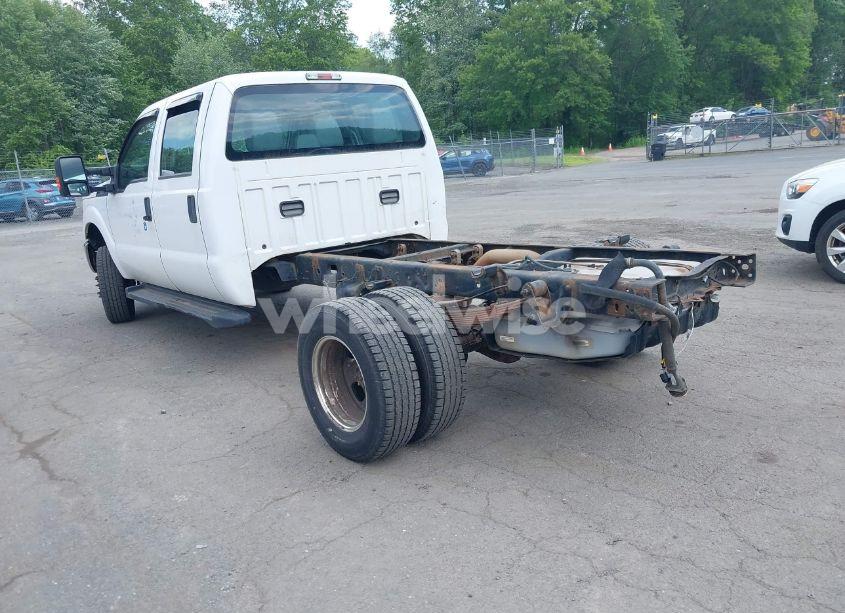 Photo 3 of 2014 Ford F-350 CHASSIS XL (VIN 1FD8W3H67EEA80804)