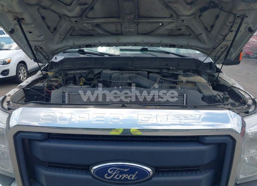 Photo 9 of 2014 Ford F-350 CHASSIS XL (VIN 1FD8W3H67EEA80804)