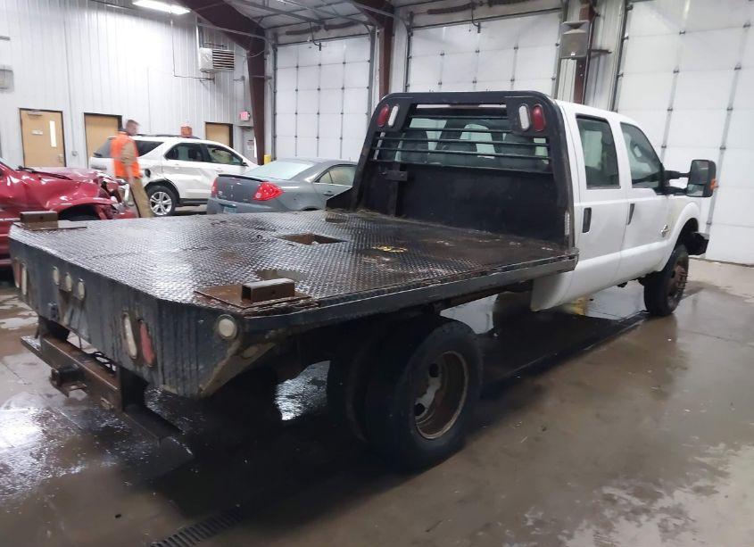 Photo 4 of 2014 Ford F-350 CHASSIS XL (VIN 1FD8W3HT0EEA11460)