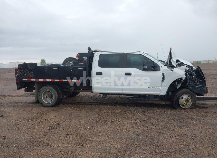 Photo 13 of 2021 Ford F-350 CHASSIS XL (VIN 1FD8W3HT0MEC55317)