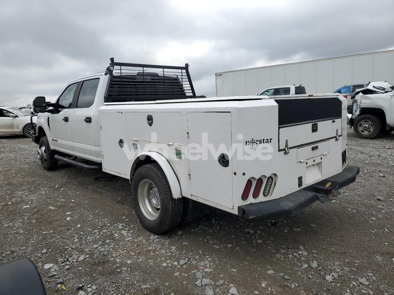 Photo 2 of 2017 FORD F350 SUPER DUTY UTILITY / SERVICE TRUCK (VIN 1FD8W3HT5HED72607)