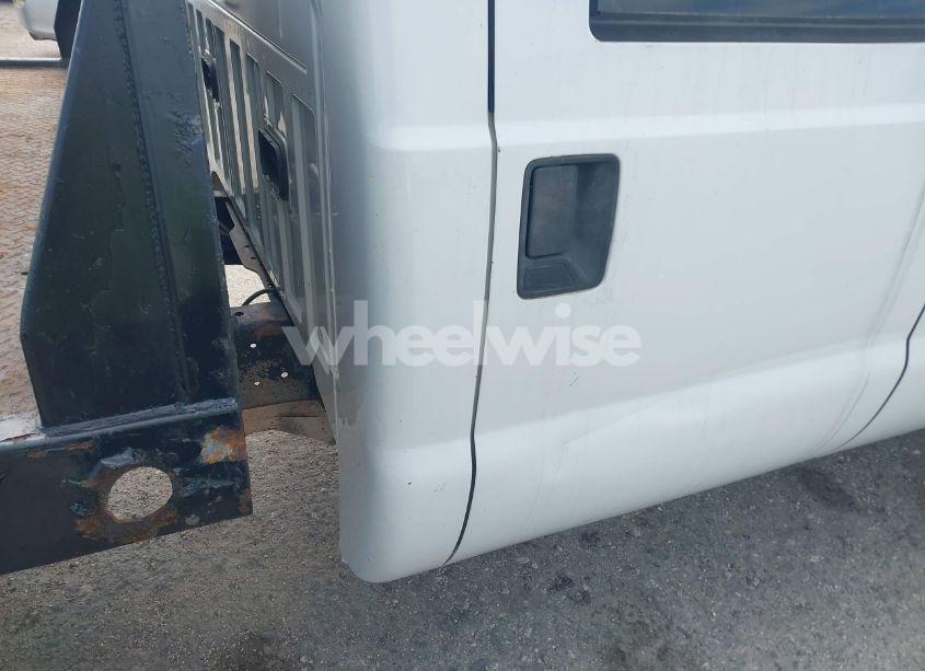 Photo 19 of 2011 Ford F-350 CHASSIS XL (VIN 1FD8W3HT6BEC44657)