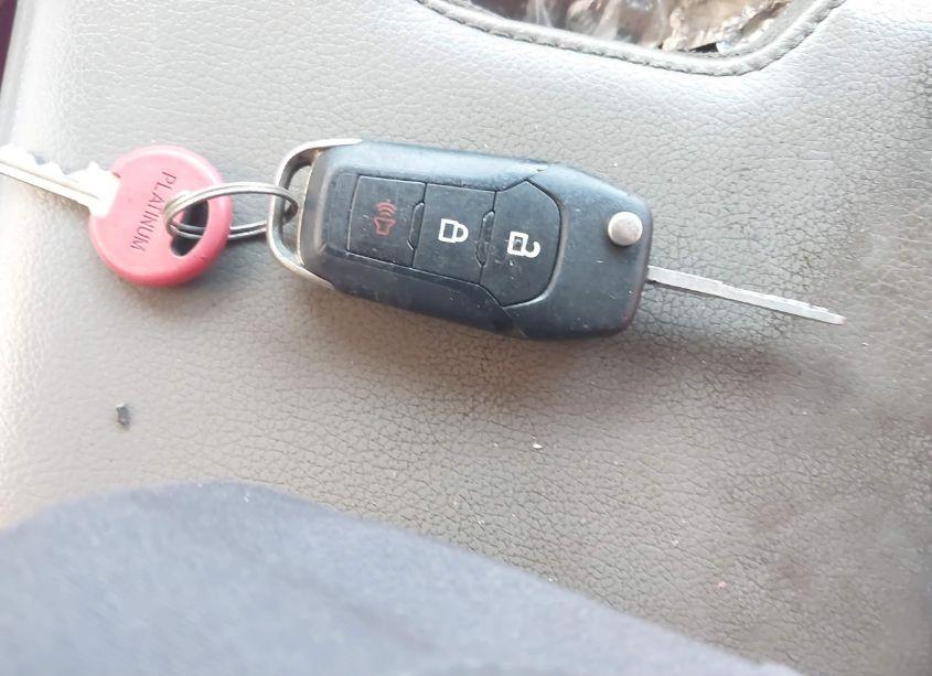 Photo 10 of 2019 Ford F-350 CHASSIS XL (VIN 1FD8W3HT7KEE19935)