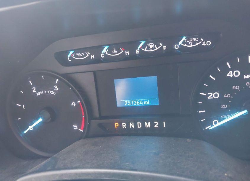 Photo 5 of 2019 Ford F-350 CHASSIS XL (VIN 1FD8W3HT7KEE19935)