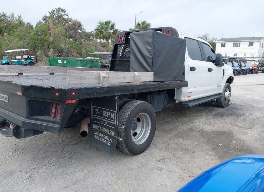 Photo 4 of 2021 Ford F-350 CHASSIS XL (VIN 1FD8W3HT7MED60307)