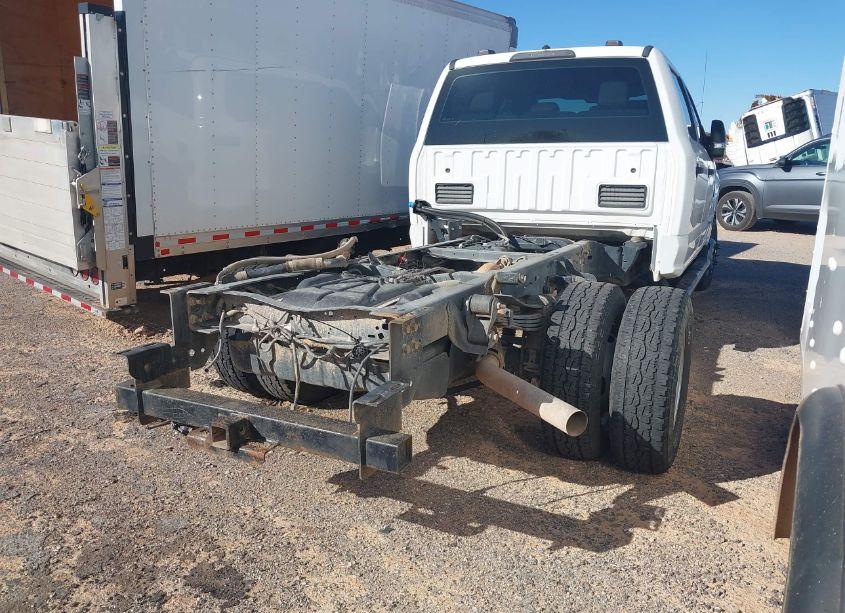 Photo 4 of 2020 Ford F-350 CHASSIS XL (VIN 1FD8W3HT8LEE12140)
