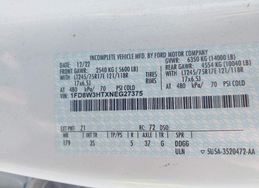 Photo 8 of 2022 Ford F-350 CHASSIS XLT (VIN 1FD8W3HTXNEG27375)