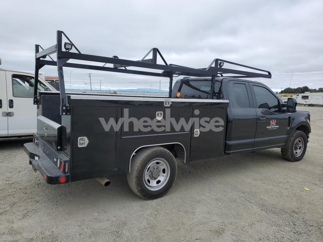 Photo 3 of 2021 FORD F350 SUPER DUTY (VIN 1FD8X3E63MED01993)