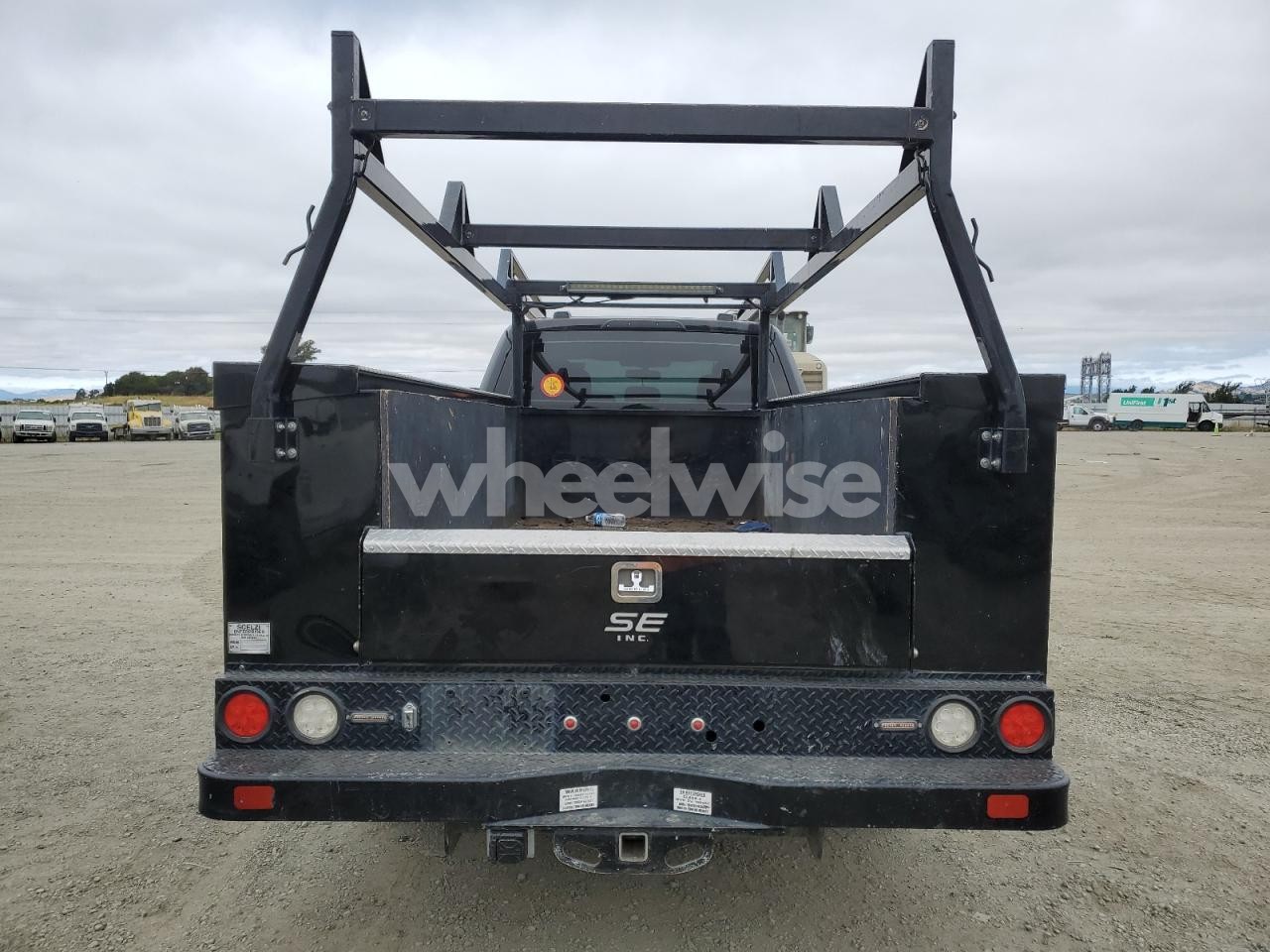 Photo 6 of 2021 FORD F350 SUPER DUTY (VIN 1FD8X3E63MED01993)