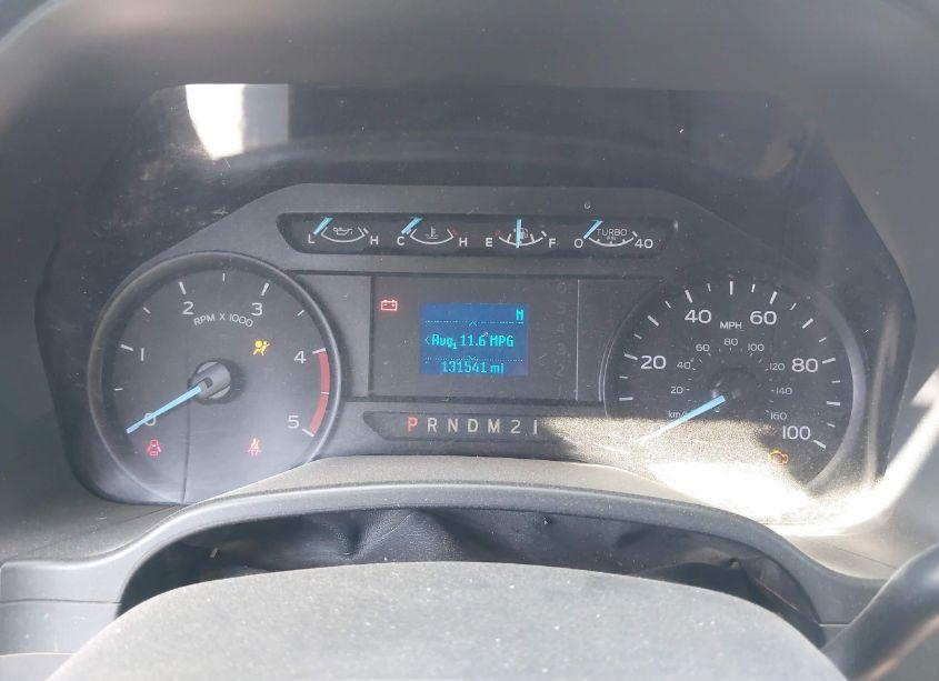 Photo 5 of 2019 Ford F-350 CHASSIS XL (VIN 1FD8X3ET9KEF25630)