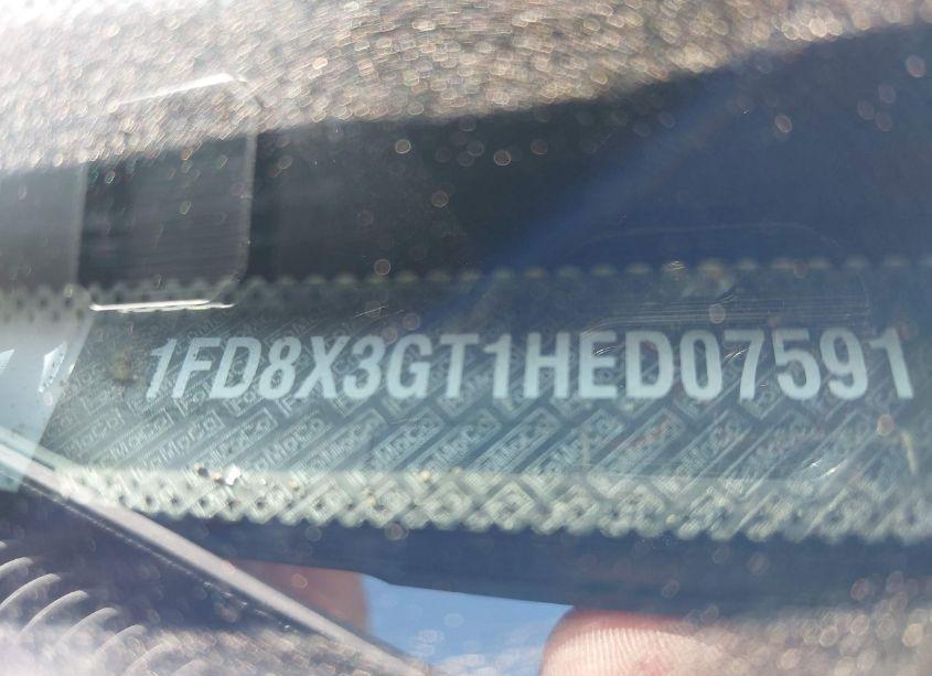 Photo 8 of 2017 Ford F-350 CHASSIS XL (VIN 1FD8X3GT1HED07591)