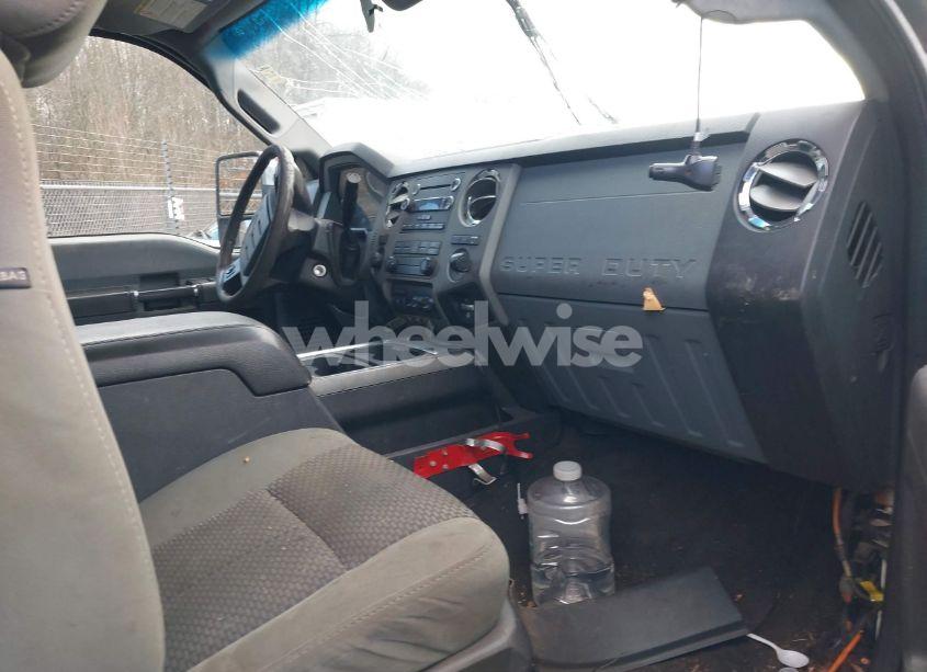 Photo 5 of 2012 Ford F-350 CHASSIS XLT (VIN 1FD8X3H61CEB12544)