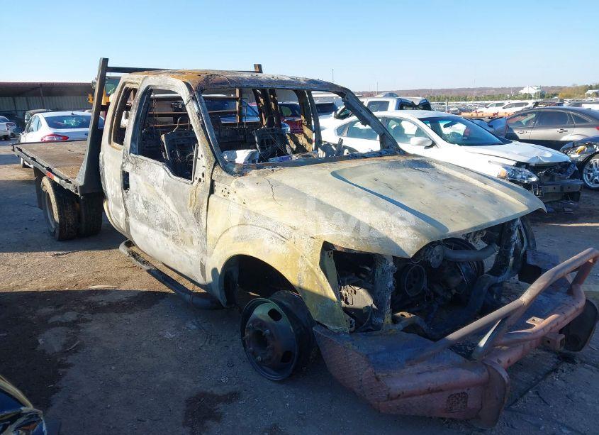 Photo 2 of 2012 Ford F-350 CHASSIS XL (VIN 1FD8X3HT4CEA21029)