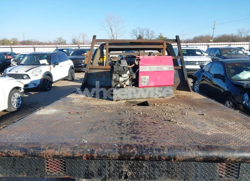 Photo 8 of 2012 Ford F-350 CHASSIS XL (VIN 1FD8X3HT4CEA21029)