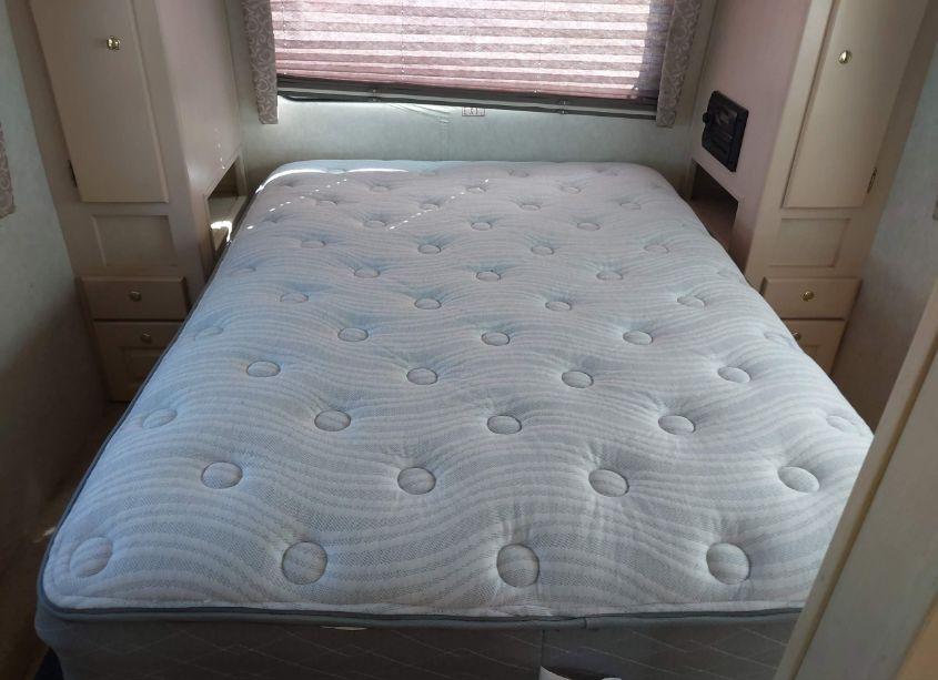 Photo 14 of 2003 Ford Econoline N/A (VIN 1FDAE55S43HA62726)