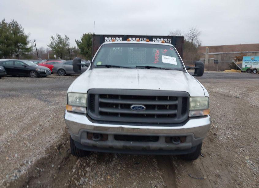 Photo 12 of 2002 Ford F-550 CHASSIS XL/XLT (VIN 1FDAF56F52EC80785)