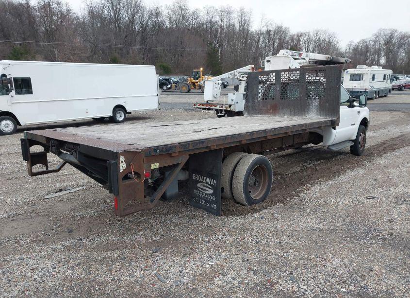 Photo 4 of 2002 Ford F-550 CHASSIS XL/XLT (VIN 1FDAF56F52EC80785)