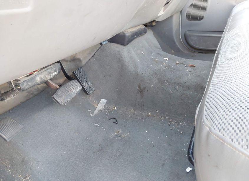 Photo 7 of 2002 Ford F-550 CHASSIS XL/XLT (VIN 1FDAF56F52EC80785)