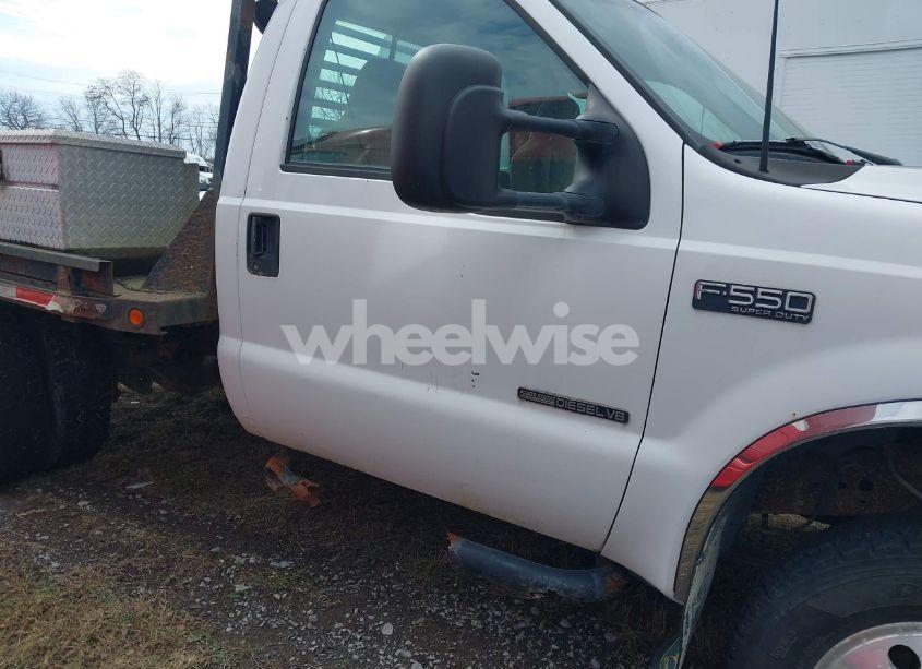 Photo 13 of 2002 Ford F-550 XL/XLT (VIN 1FDAF57F82EA46400)