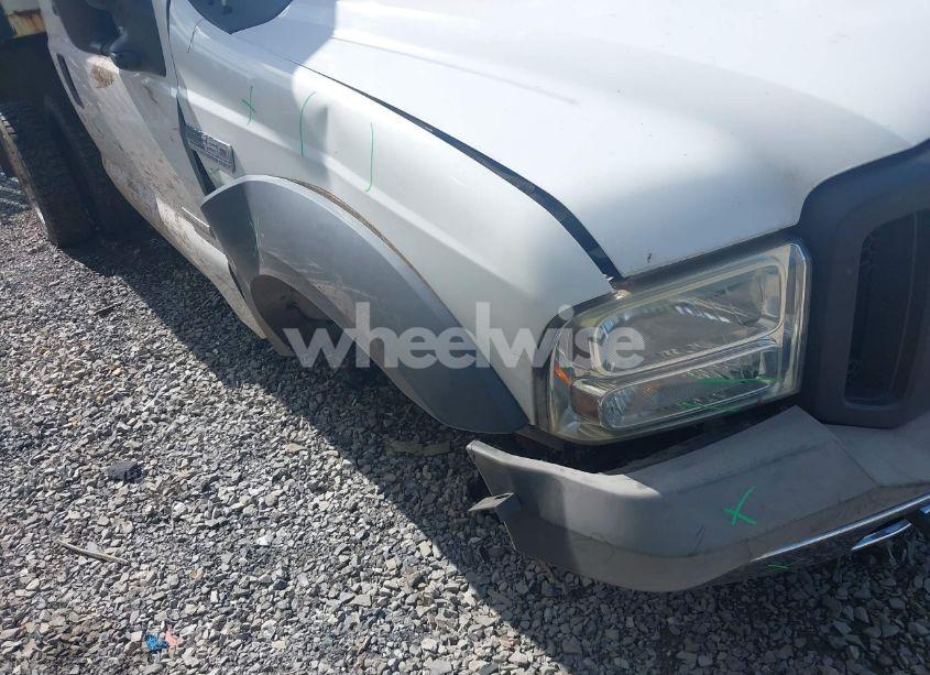 Photo 11 of 2005 Ford F-550 XL/XLT (VIN 1FDAF57P75EA40245)