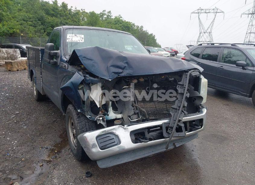 Photo 6 of 2011 Ford F-250 XL (VIN 1FDBF2A60BEB69927)