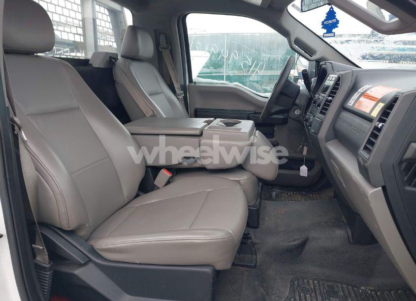 Photo 5 of 2017 Ford F-250 XL (VIN 1FDBF2A60HEC81930)