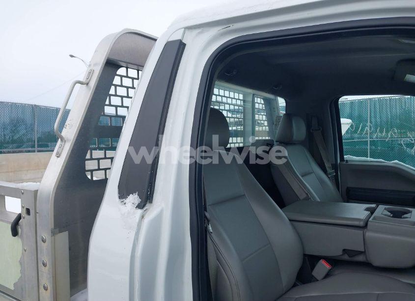 Photo 8 of 2017 Ford F-250 XL (VIN 1FDBF2A60HEC81930)