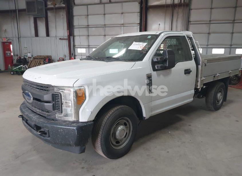 Photo 2 of 2017 Ford F-250 XL (VIN 1FDBF2A60HEC99876)