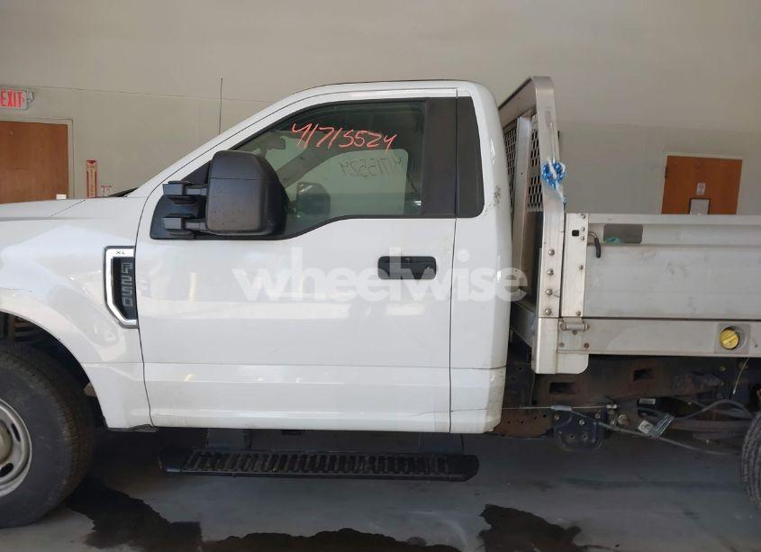 Photo 14 of 2017 Ford F-250 XL (VIN 1FDBF2A61HEC86568)