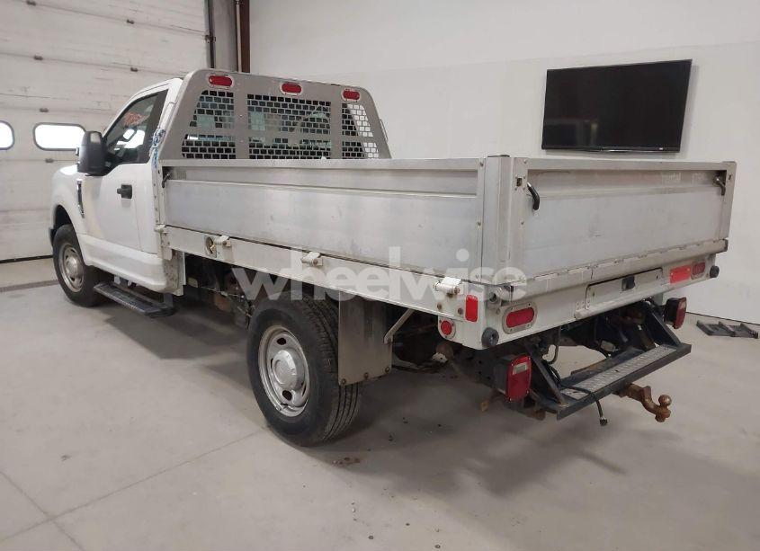 Photo 3 of 2017 Ford F-250 XL (VIN 1FDBF2A61HEC86568)