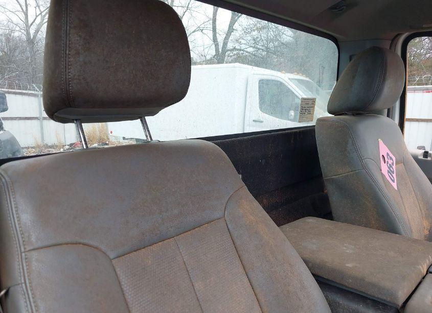 Photo 8 of 2016 Ford F-250 XL (VIN 1FDBF2A62GEC17919)