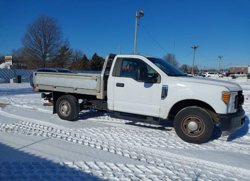 Photo 13 of 2017 Ford F-250 XL (VIN 1FDBF2A62HEC81749)