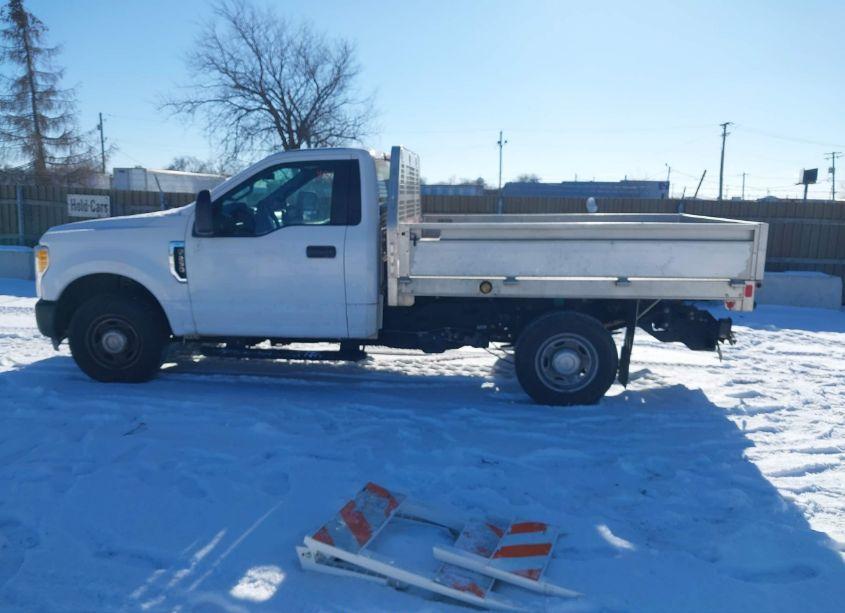 Photo 14 of 2017 Ford F-250 XL (VIN 1FDBF2A62HEC81749)