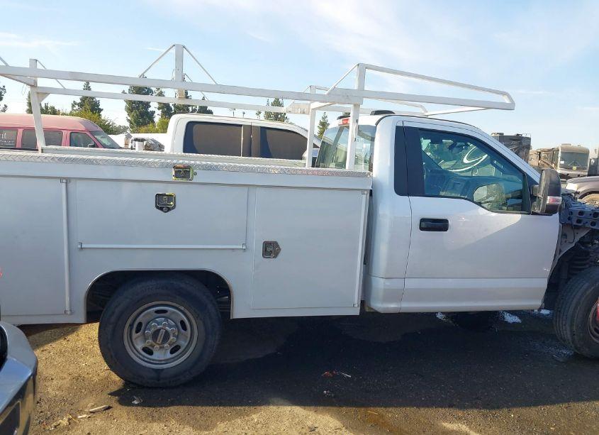 Photo 14 of 2022 Ford F-250 XL (VIN 1FDBF2A62NEC38427)