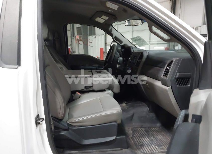 Photo 5 of 2017 Ford F-250 XL (VIN 1FDBF2A64HEC81896)