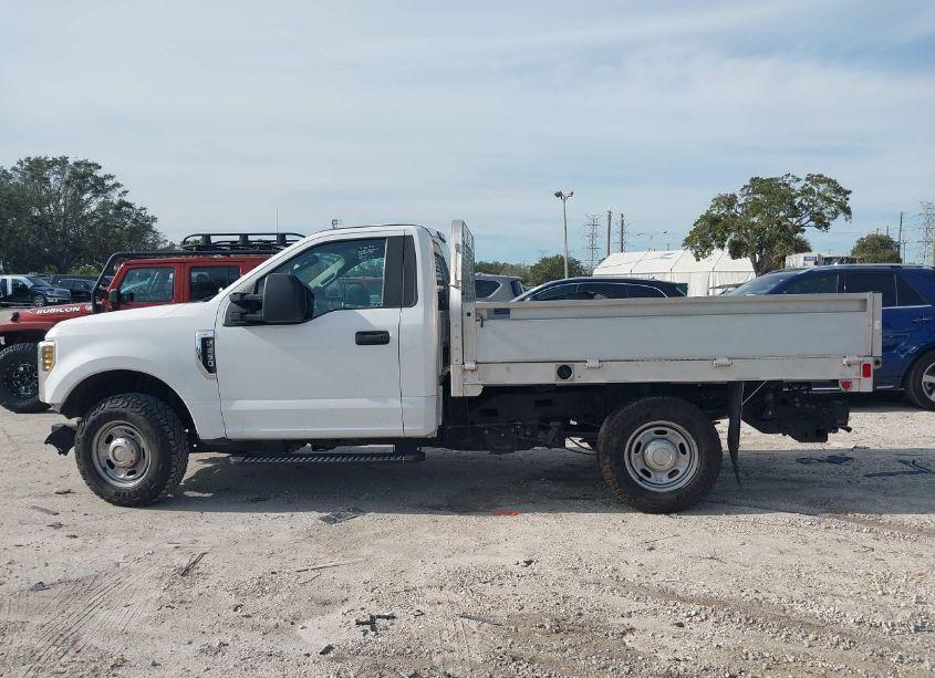 Photo 14 of 2019 Ford F-250 XL (VIN 1FDBF2A64KED43076)