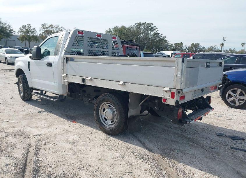 Photo 3 of 2019 Ford F-250 XL (VIN 1FDBF2A64KED43076)