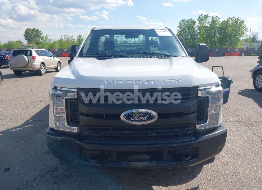 Photo 12 of 2019 Ford F-250 XL (VIN 1FDBF2A64KED43157)