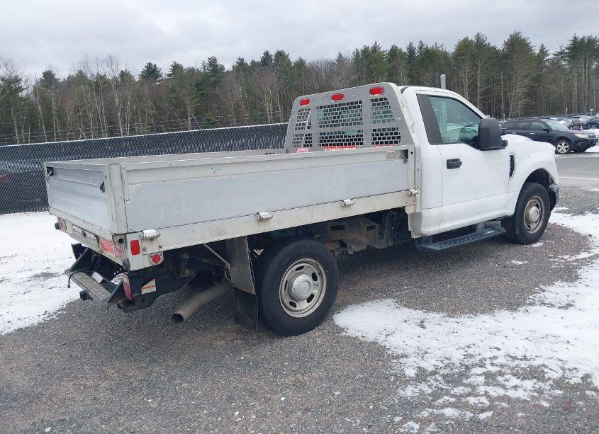 Photo 4 of 2017 Ford F-250 XL (VIN 1FDBF2A65HEC81728)