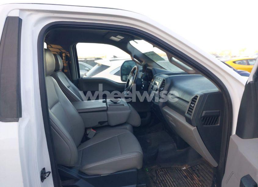 Photo 5 of 2018 Ford F-250 XL (VIN 1FDBF2A65JEC48041)