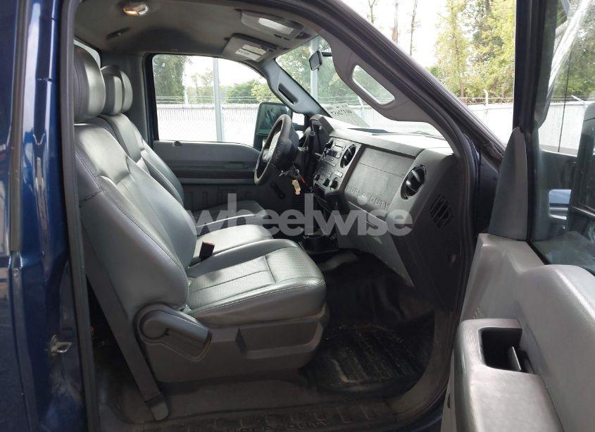 Photo 5 of 2011 Ford F-250 XL (VIN 1FDBF2A66BEC76240)