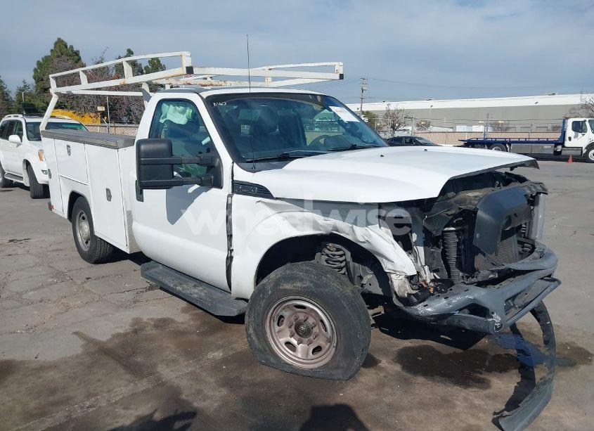 2016 Ford F-250 XL (VIN 1FDBF2A66GEC26011) main photo