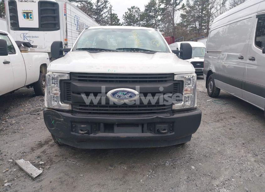 Photo 12 of 2019 Ford F-250 XL (VIN 1FDBF2A66KED44617)