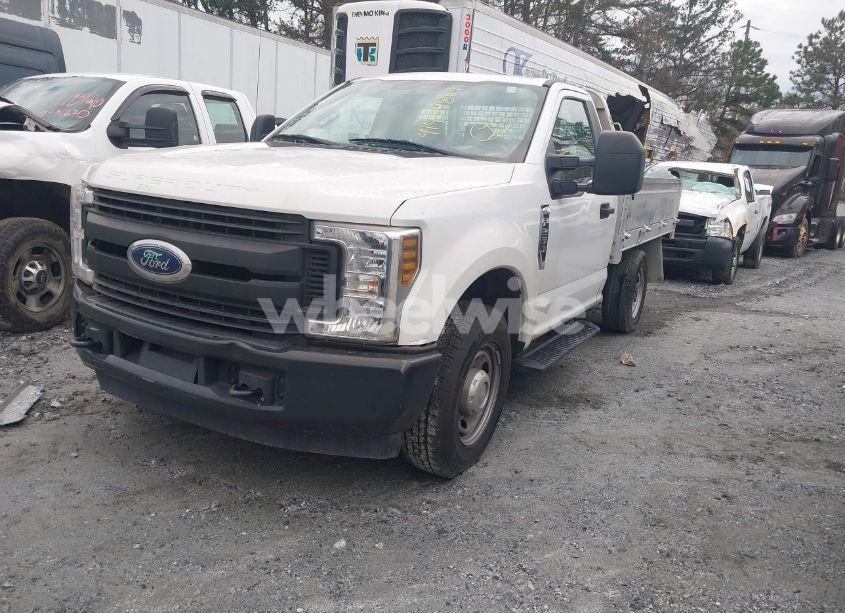 Photo 2 of 2019 Ford F-250 XL (VIN 1FDBF2A66KED44617)