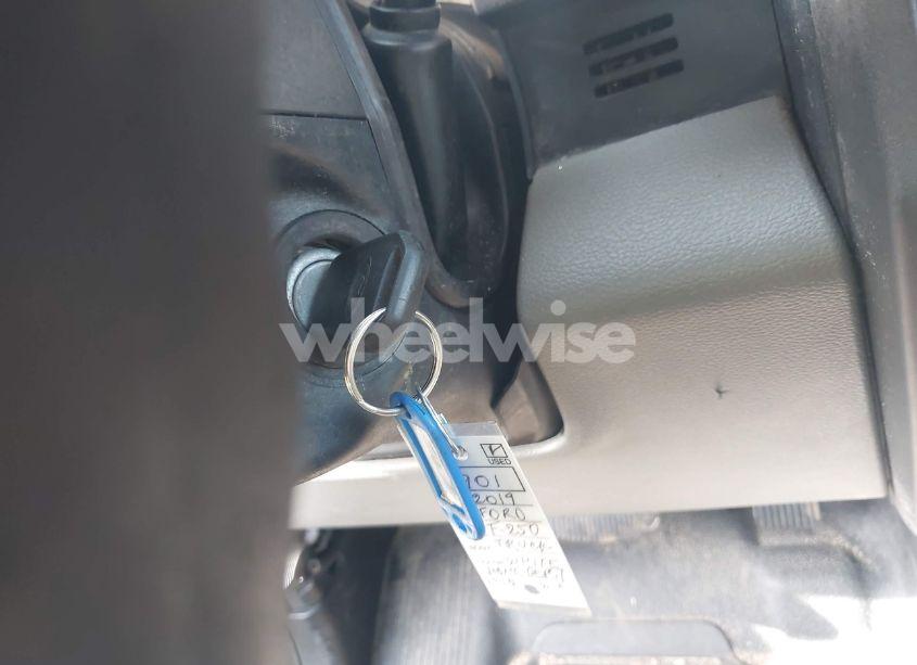 Photo 11 of 2019 Ford F-250 XL (VIN 1FDBF2A66KEG59711)